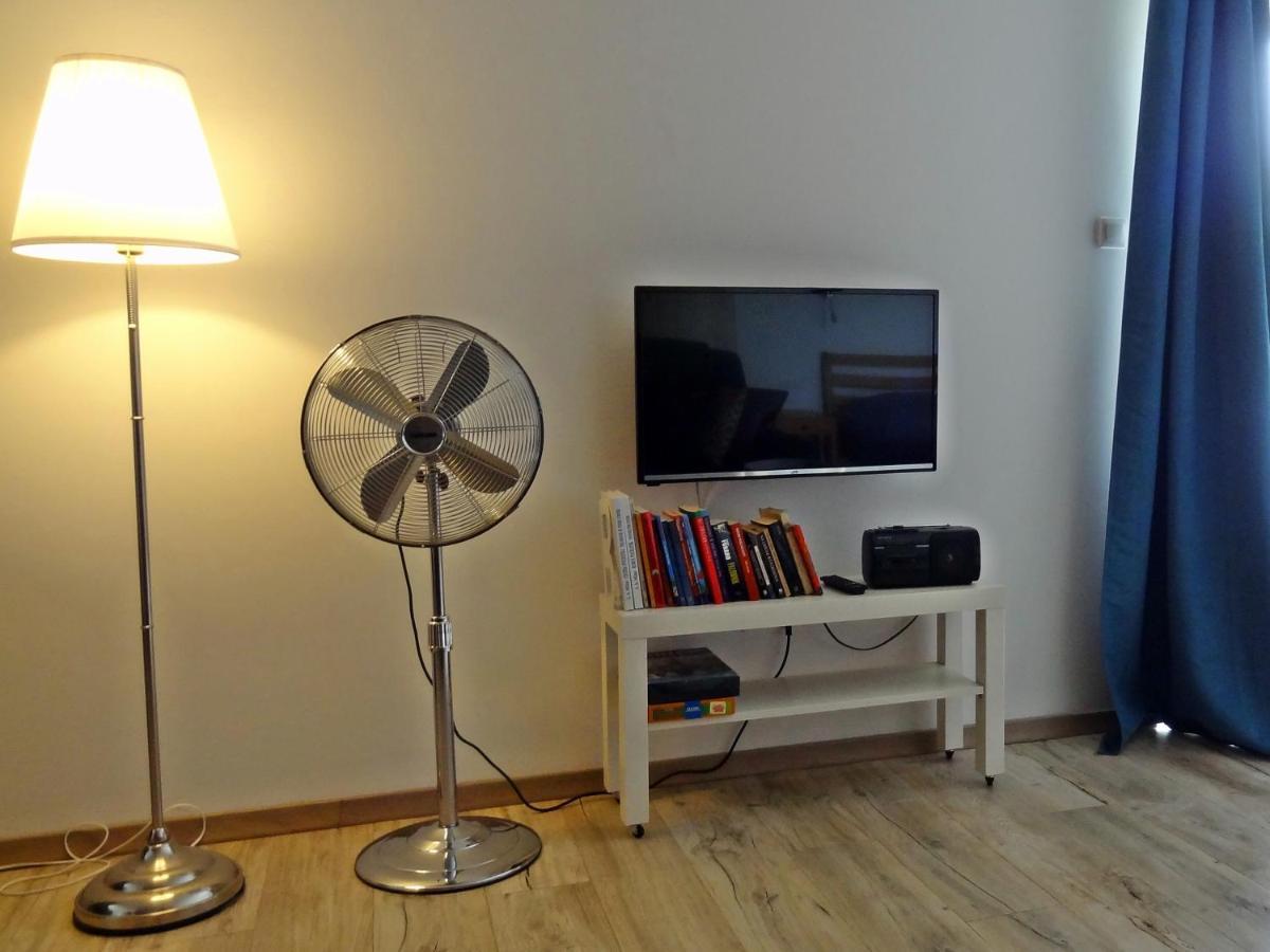 Apartament Parkowy Naleczow Bagian luar foto