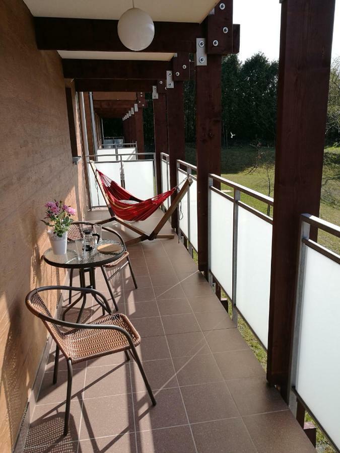 Apartament Parkowy Naleczow Bagian luar foto